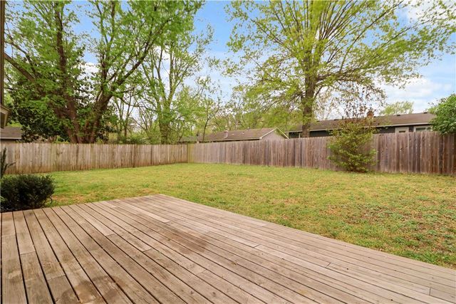 1847 Choctaw Court, Fayetteville, AR 72701