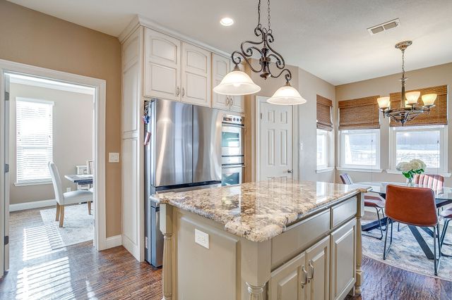 4408 Lost Creek Boulevard, Fort Worth, TX 76008