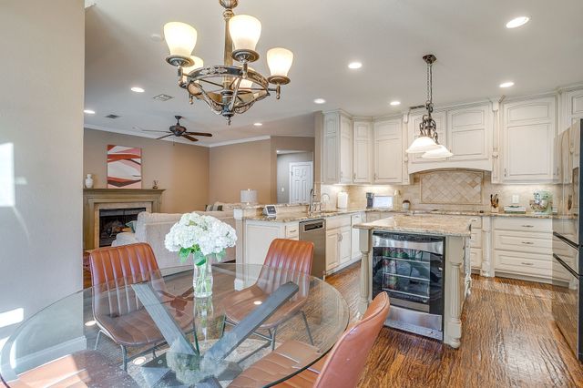 4408 Lost Creek Boulevard, Fort Worth, TX 76008