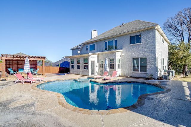 4408 Lost Creek Boulevard, Fort Worth, TX 76008