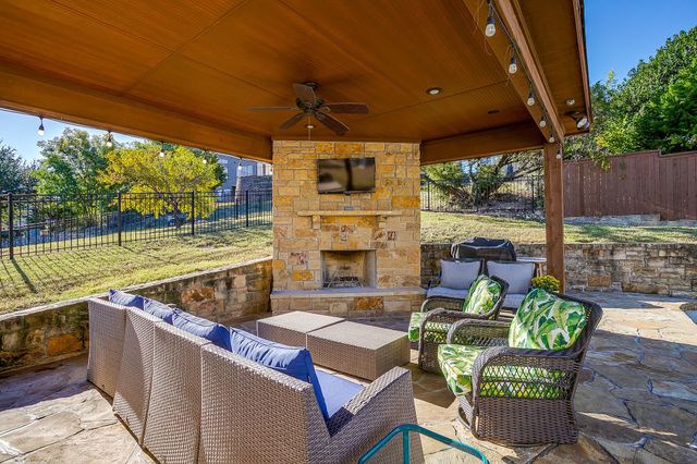 4408 Lost Creek Boulevard, Fort Worth, TX 76008