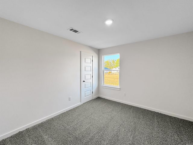 6320 Warwick Drive, Bryant, AR 72002