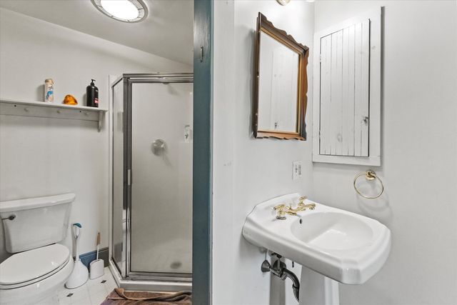 592 State Route 2, Shelburne, NH 03581