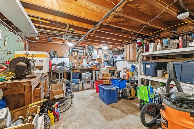 592 State Route 2, Shelburne, NH 03581