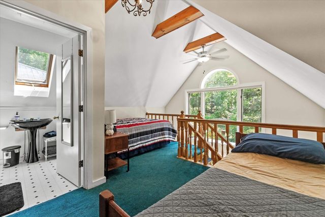 592 State Route 2, Shelburne, NH 03581