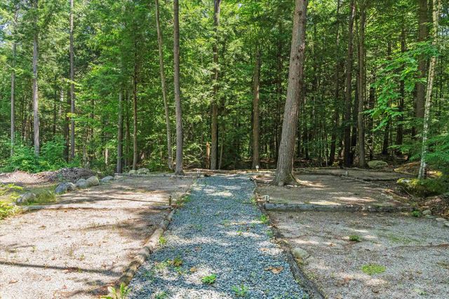 592 State Route 2, Shelburne, NH 03581