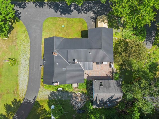 592 State Route 2, Shelburne, NH 03581