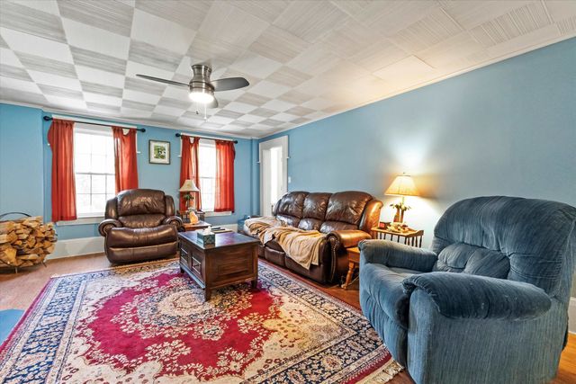 592 State Route 2, Shelburne, NH 03581