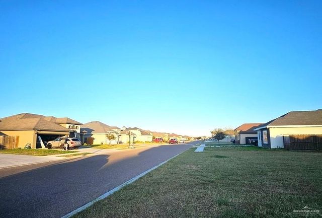 5310 San Diego Drive, Edinburg, TX 78542
