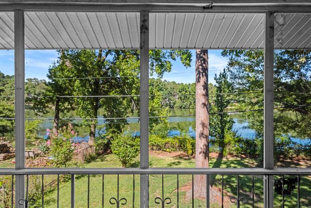 32 Lakeshore Drive, Little Rock, AR 72204