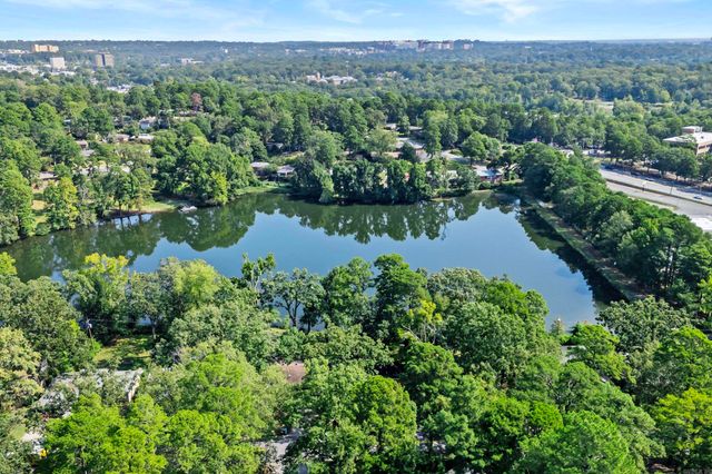 32 Lakeshore Drive, Little Rock, AR 72204