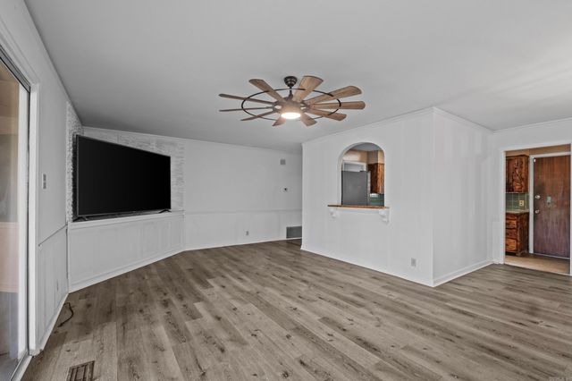 32 Lakeshore Drive, Little Rock, AR 72204