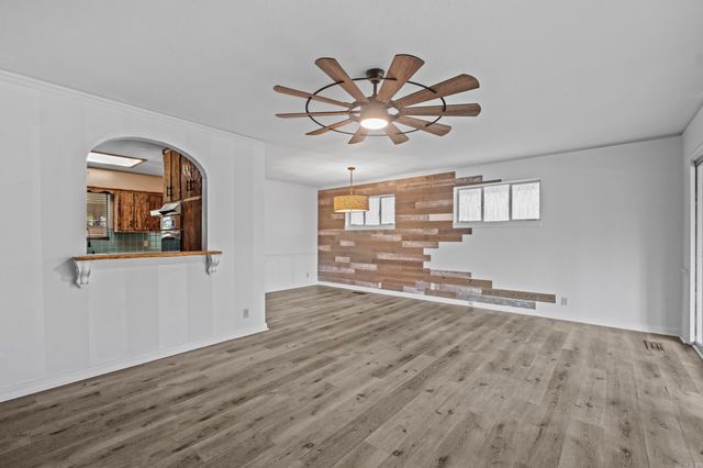 32 Lakeshore Drive, Little Rock, AR 72204