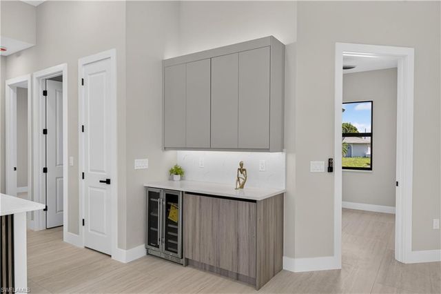 2836 SW 1st TER, Cape Coral, FL 33991