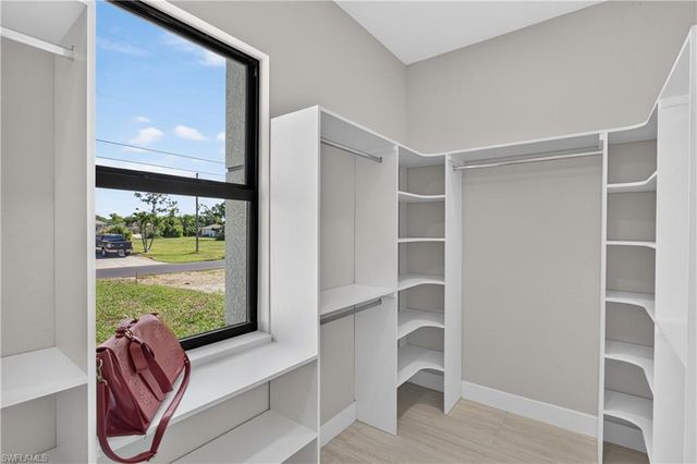 2836 SW 1st TER, Cape Coral, FL 33991