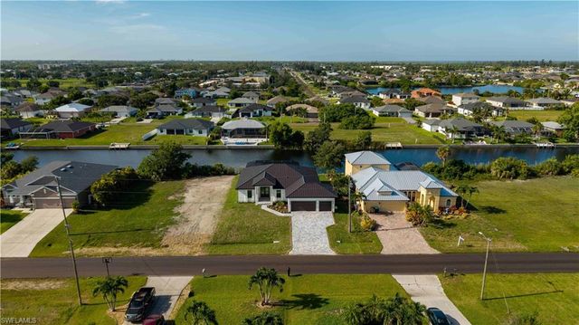 2836 SW 1st TER, Cape Coral, FL 33991