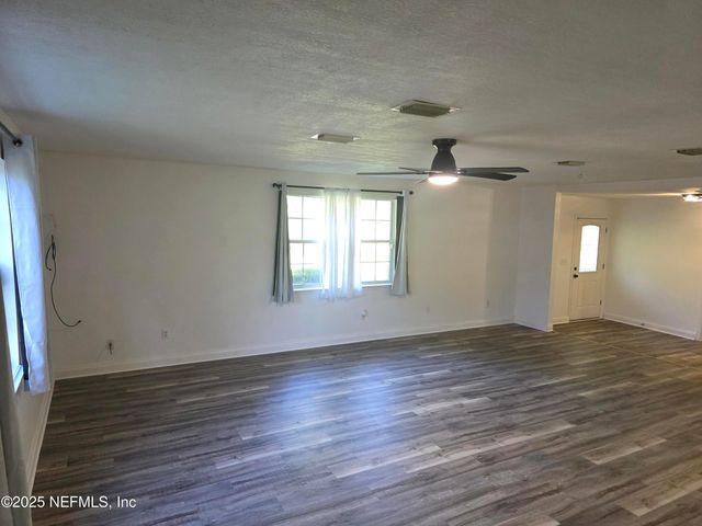 54038 CHARLES Street, Callahan, FL 32011