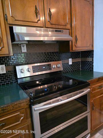 54038 CHARLES Street, Callahan, FL 32011