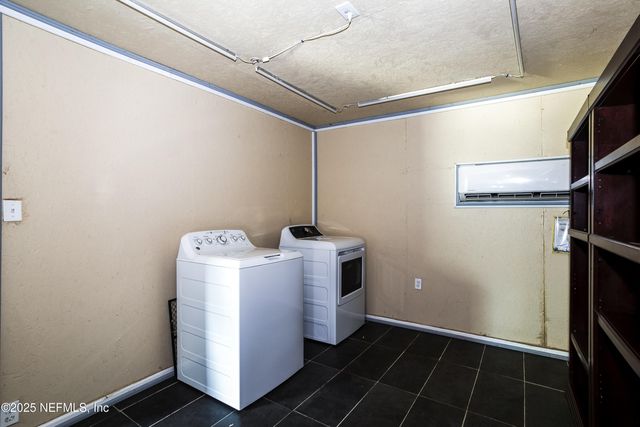 54038 CHARLES Street, Callahan, FL 32011