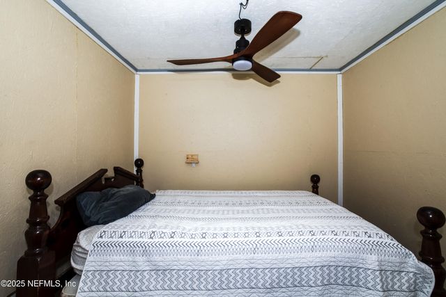 54038 CHARLES Street, Callahan, FL 32011