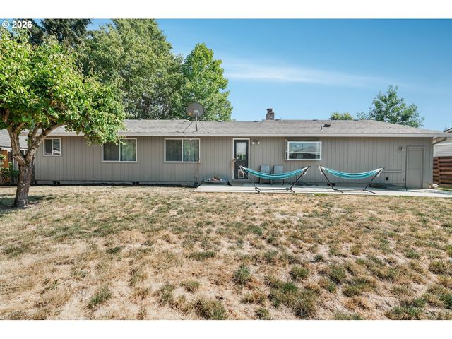859 Ne KATHRYN St, Hillsboro, OR 97124