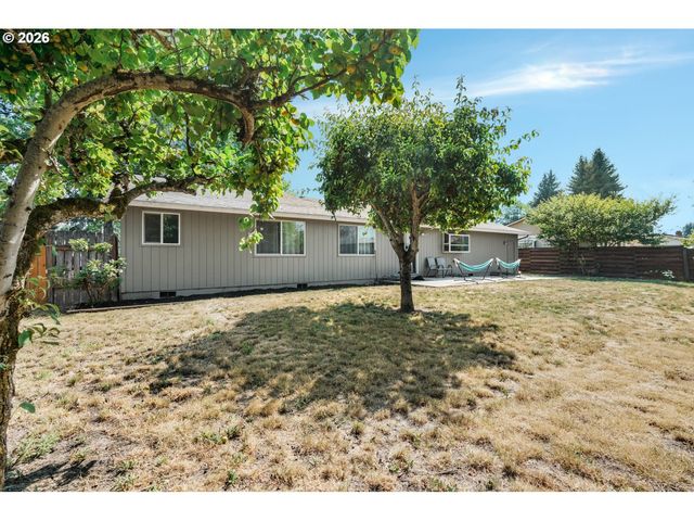 859 Ne KATHRYN St, Hillsboro, OR 97124