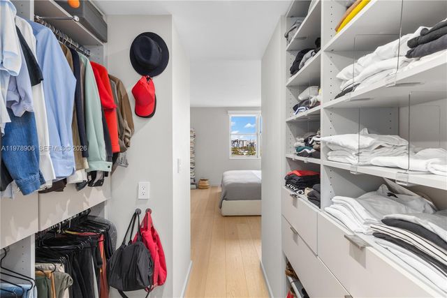 3 Island Ave 08L, Miami Beach, FL 33139