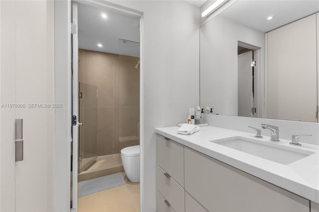 3 Island Ave 08L, Miami Beach, FL 33139