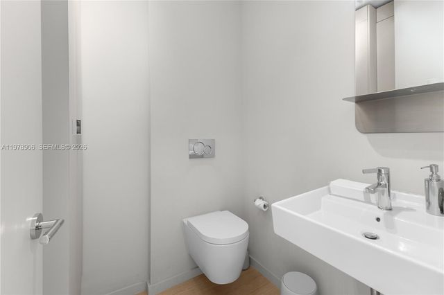 3 Island Ave 08L, Miami Beach, FL 33139