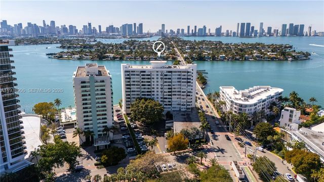 3 Island Ave 08L, Miami Beach, FL 33139