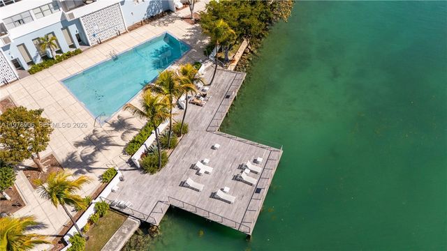 3 Island Ave 08L, Miami Beach, FL 33139