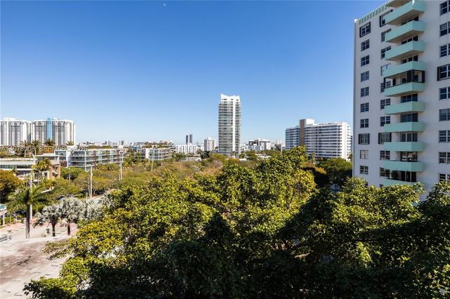 3 Island Ave 08L, Miami Beach, FL 33139