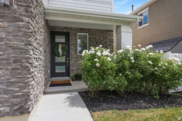 1624 W PARKVIEW DR, Syracuse, UT 84075