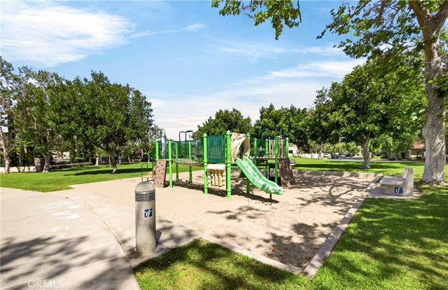 17 Clove Blossom, Irvine, CA 92604