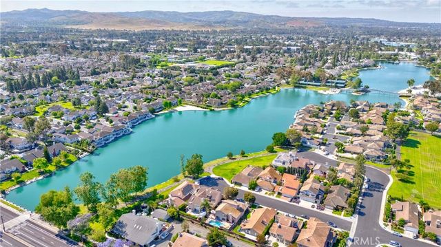 17 Clove Blossom, Irvine, CA 92604