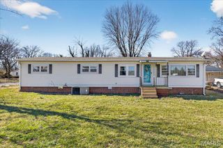 101 N Ruby Lane, Fairview Heights, IL 62208