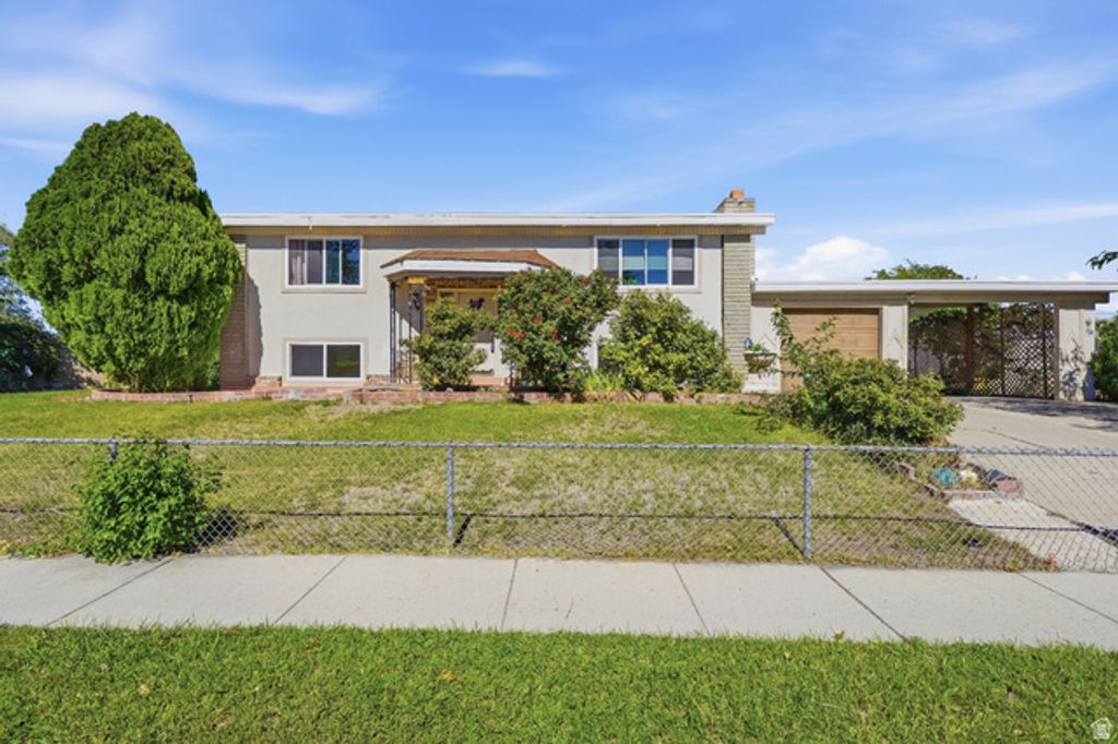 2571 S VESPA DR, West Valley City, UT 84119 — exterior