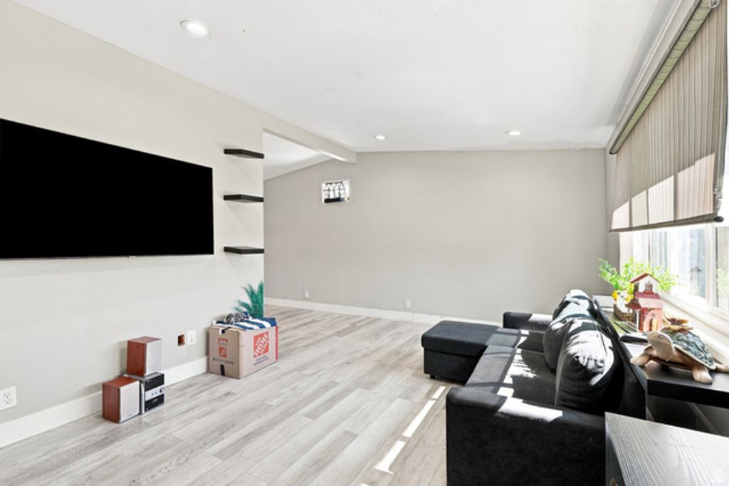 2571 S VESPA DR, West Valley City, UT 84119 — photo 5
