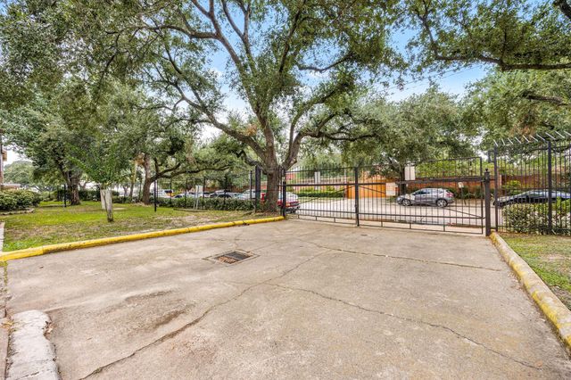 2121 Hepburn Street 710, Houston, TX 77054