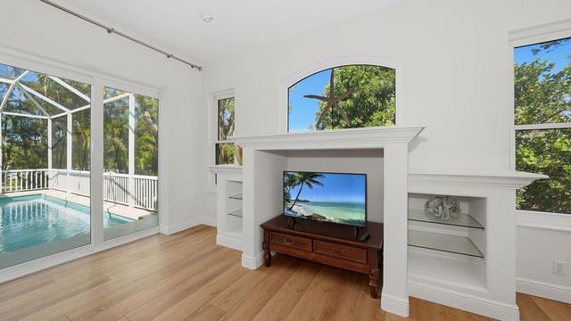 523 JUAN ANASCO DRIVE, Longboat Key, FL 34228