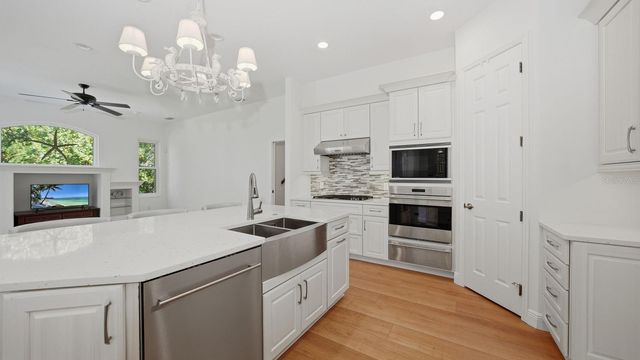 523 JUAN ANASCO DRIVE, Longboat Key, FL 34228