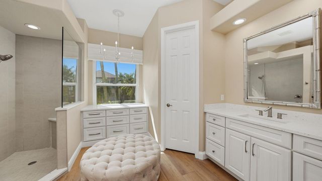 523 JUAN ANASCO DRIVE, Longboat Key, FL 34228