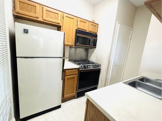4113 Esters Road 603, Irving, TX 75038