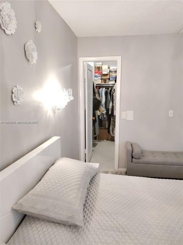 452 Flanders J 452, Delray Beach, FL 33484