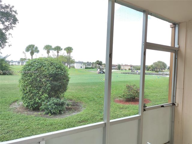 452 Flanders J 452, Delray Beach, FL 33484