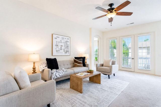 1426 Carylake Circle, Columbus, OH 43240