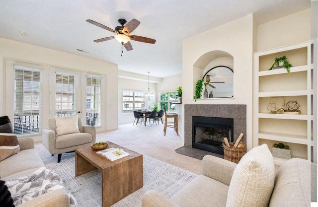 1426 Carylake Circle, Columbus, OH 43240