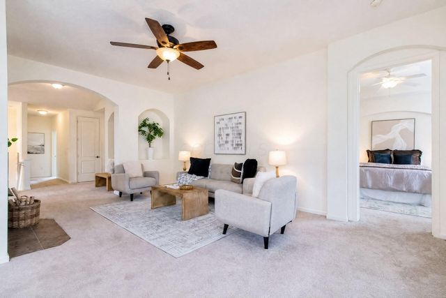 1426 Carylake Circle, Columbus, OH 43240