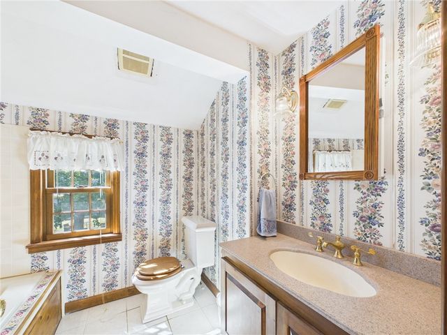 119 Park View Avenue, Warwick, RI 02888