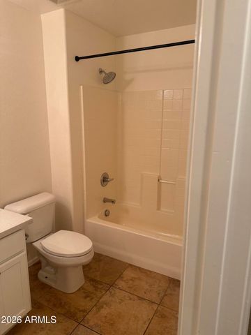3769 E KERRY Lane, Phoenix, AZ 85050